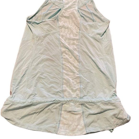 LULULEMON Tank Top *Light Teal* Size  6 - Picture 2 of 6
